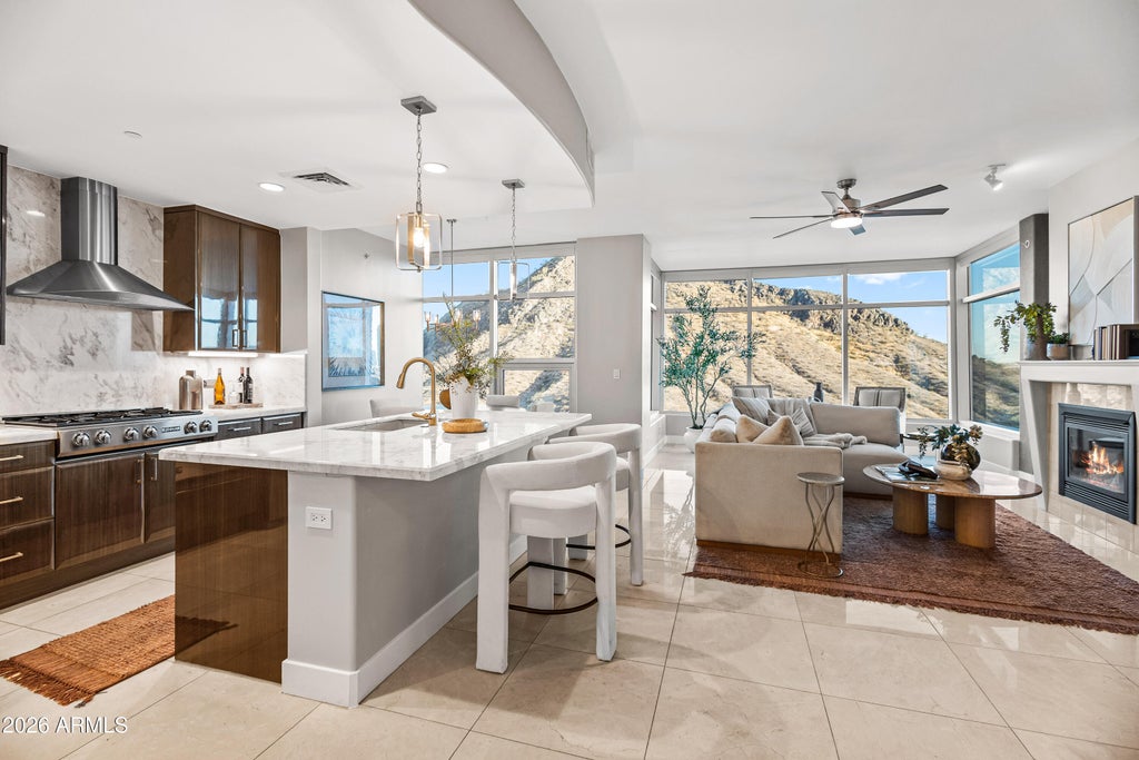Photo of 140 E Rio Salado Parkway #1101, Tempe, AZ 85281 (MLS # 7092004)