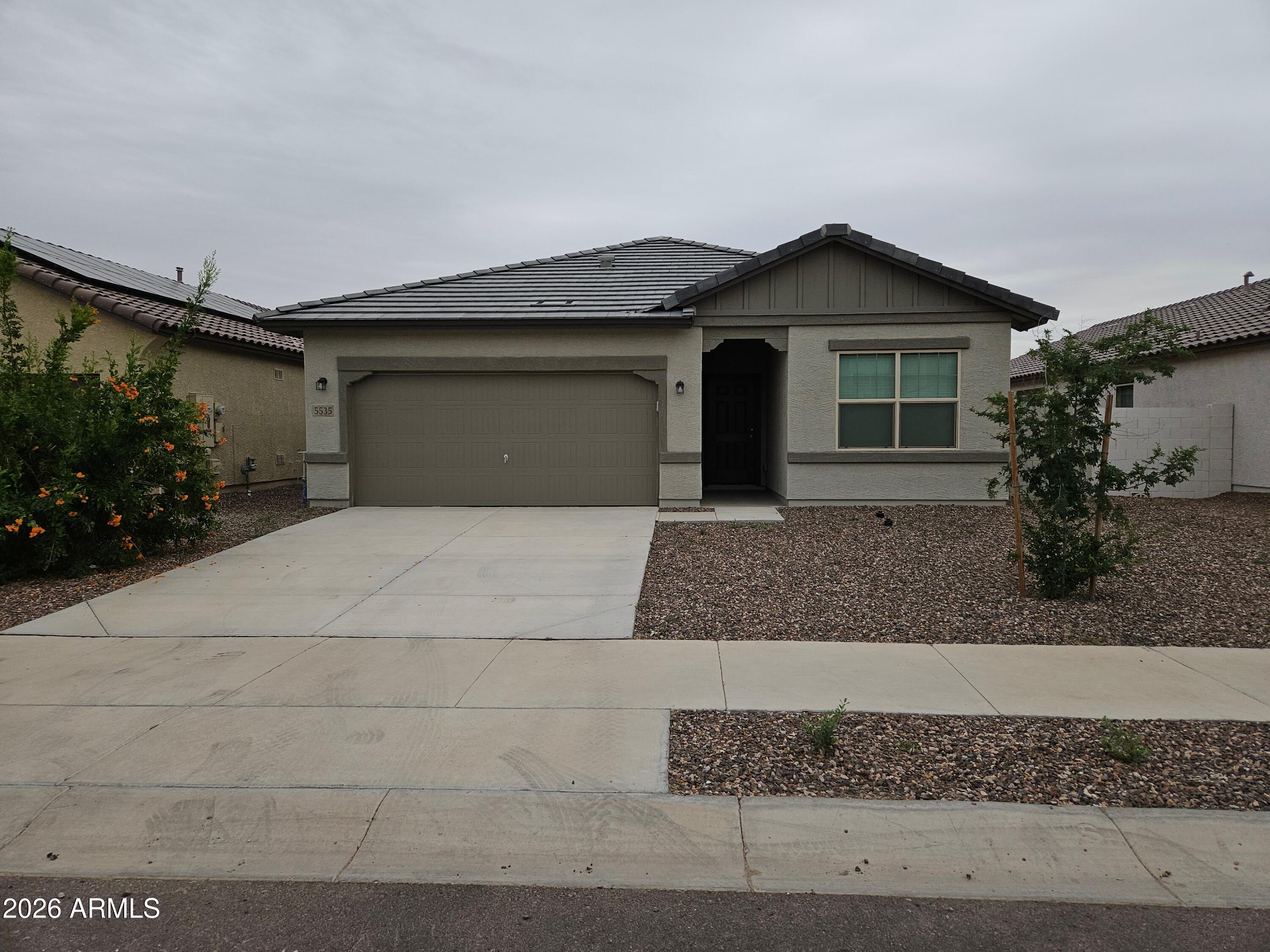 5535 W WILLOW RIDGE Drive