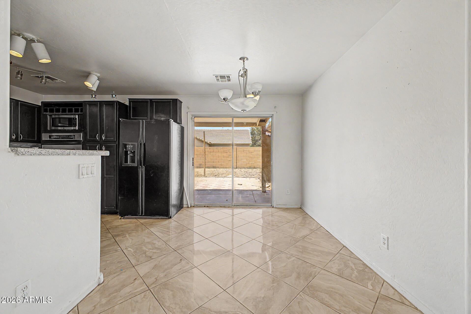 11574 W VOGEL Avenue