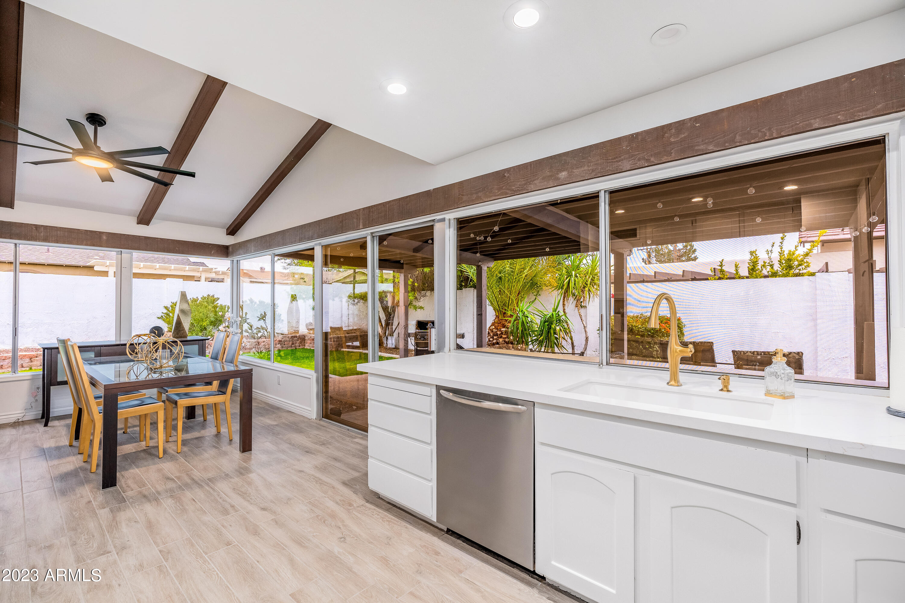 7733 E HUBBELL Street