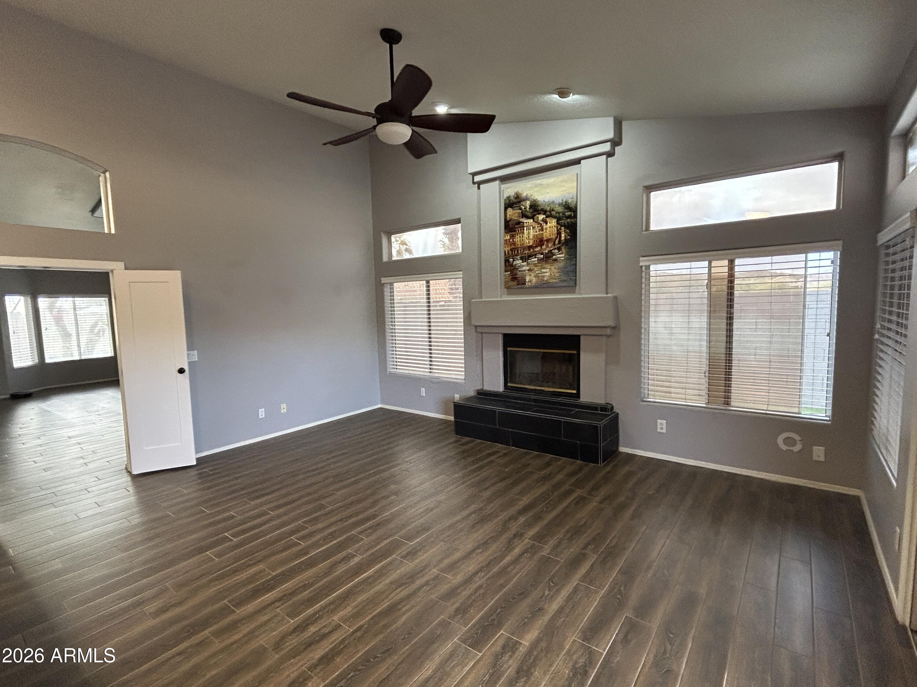 1210 E BRIARWOOD Terrace