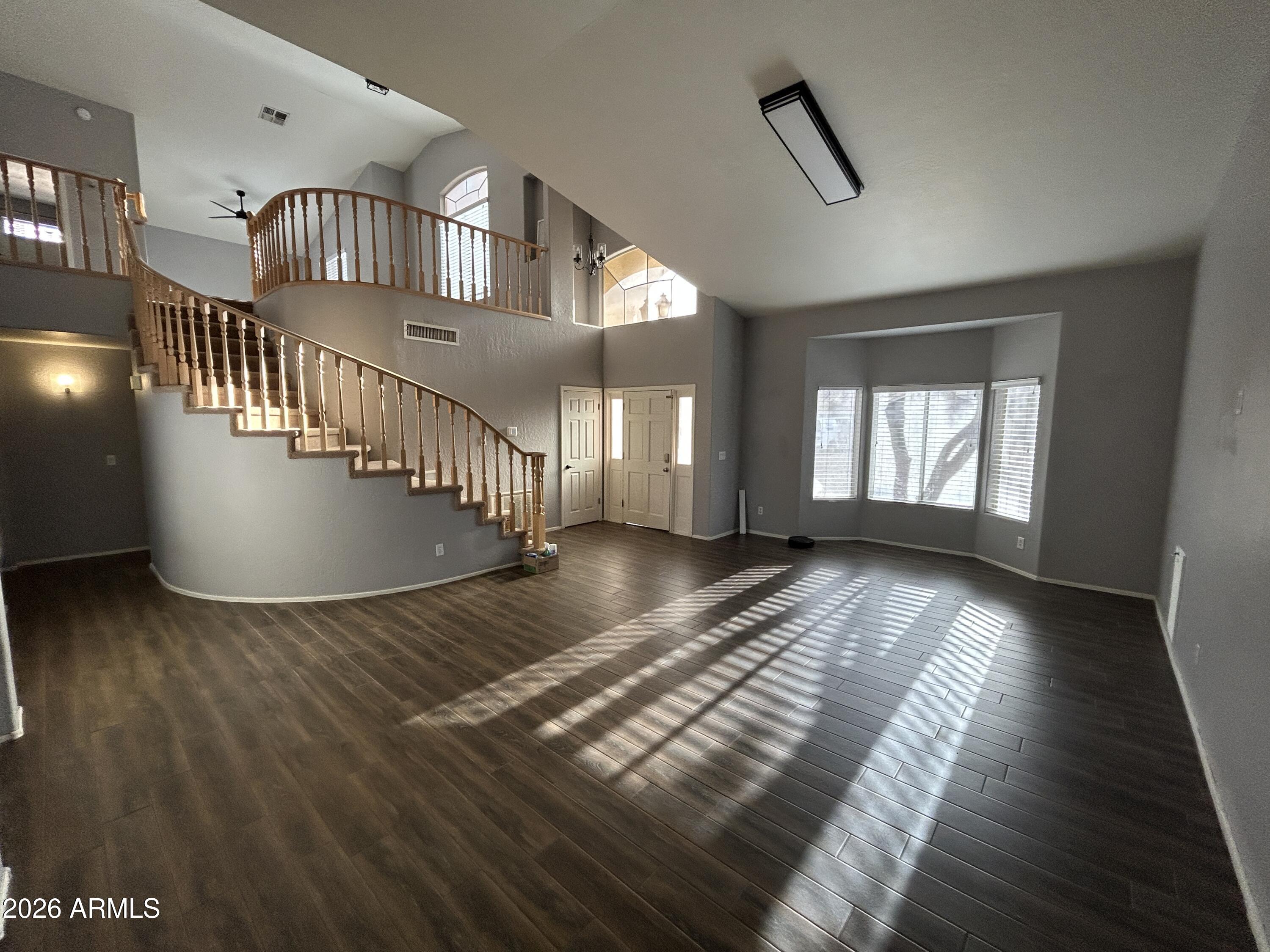 1210 E BRIARWOOD Terrace