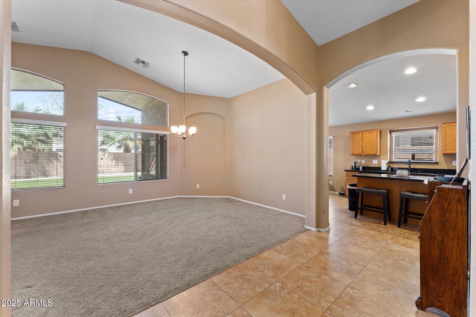 21130 E CAMINA PLATA --
