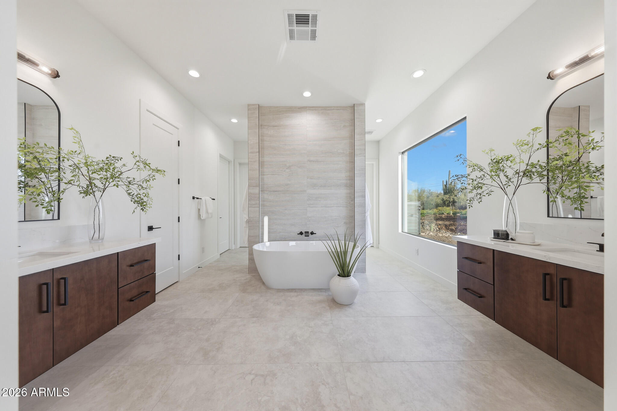 Phoenix, Arizona, 85086, United States, 4 Bedrooms Bedrooms, ,5 BathroomsBathrooms,Residential,Active,2028247