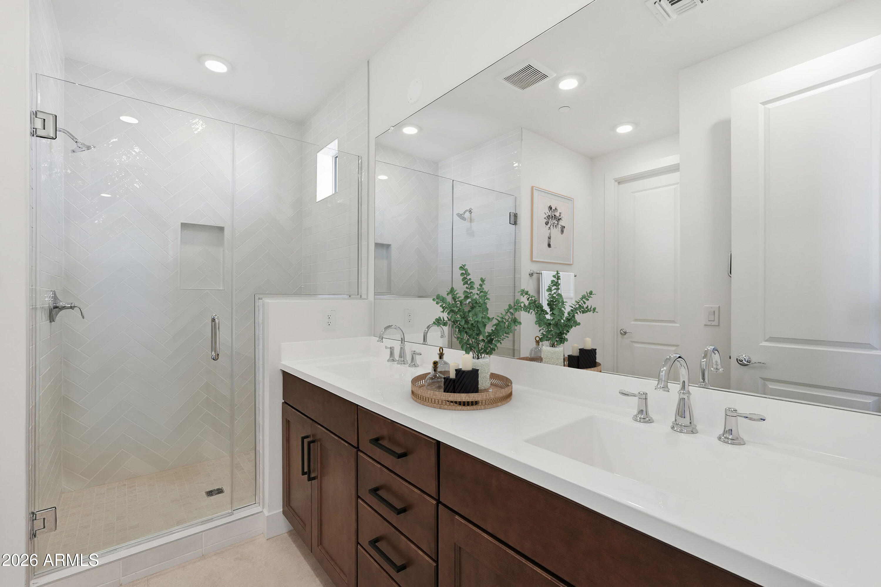 2121 W Sonoran Desert Drive 83