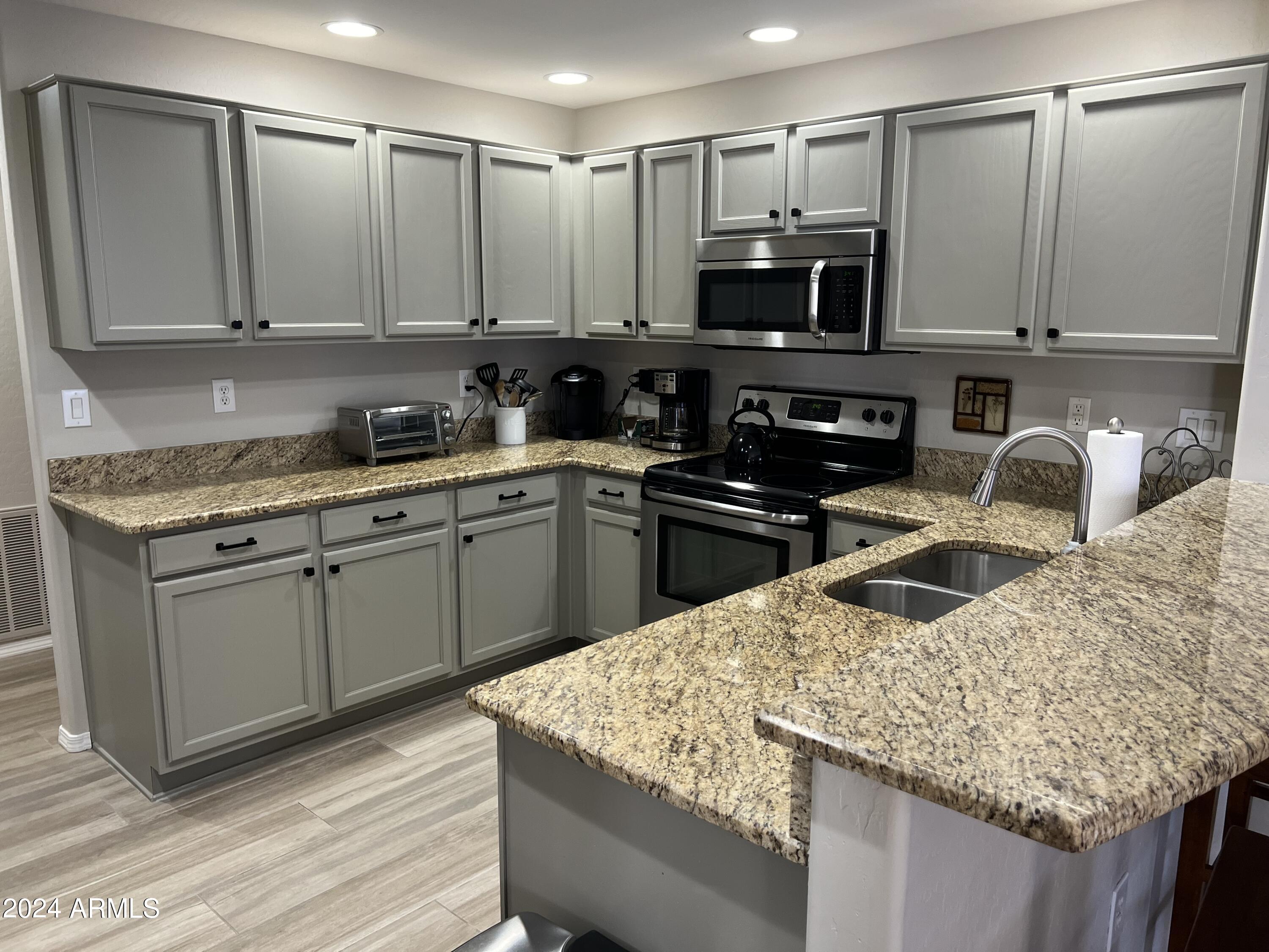 19700 N 76TH Street 1175