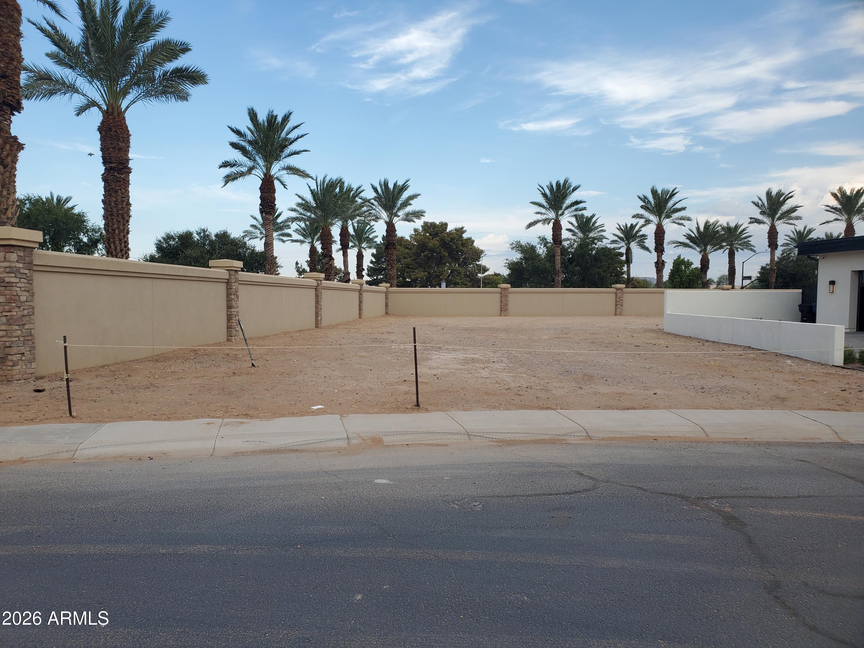 4450 W BEECHCRAFT Place 1