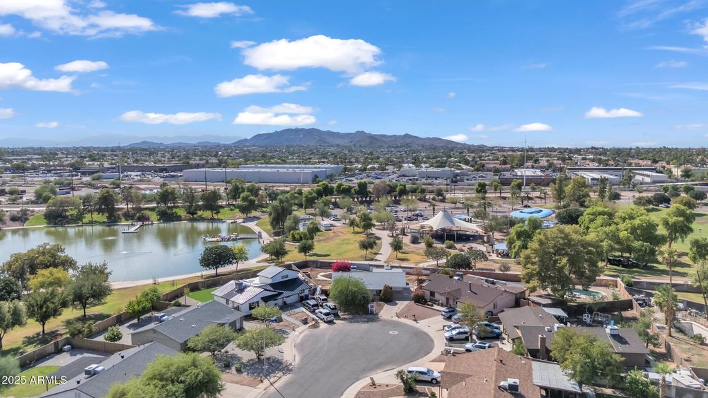 Photo of 31 W Duke Drive, Tempe, AZ 85283 (MLS # 6955955)