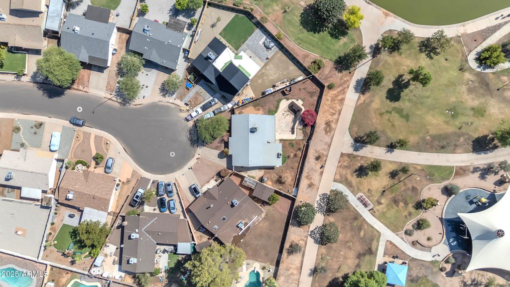 Photo of 31 W Duke Drive, Tempe, AZ 85283 (MLS # 6955955)