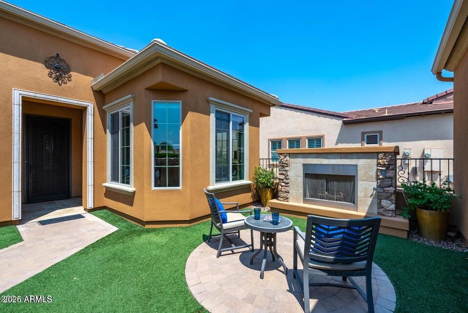 Homes 4 1764 E HARMONY Way