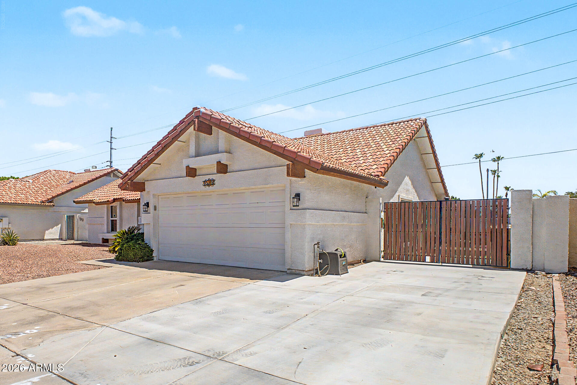 7519 W MCRAE Way