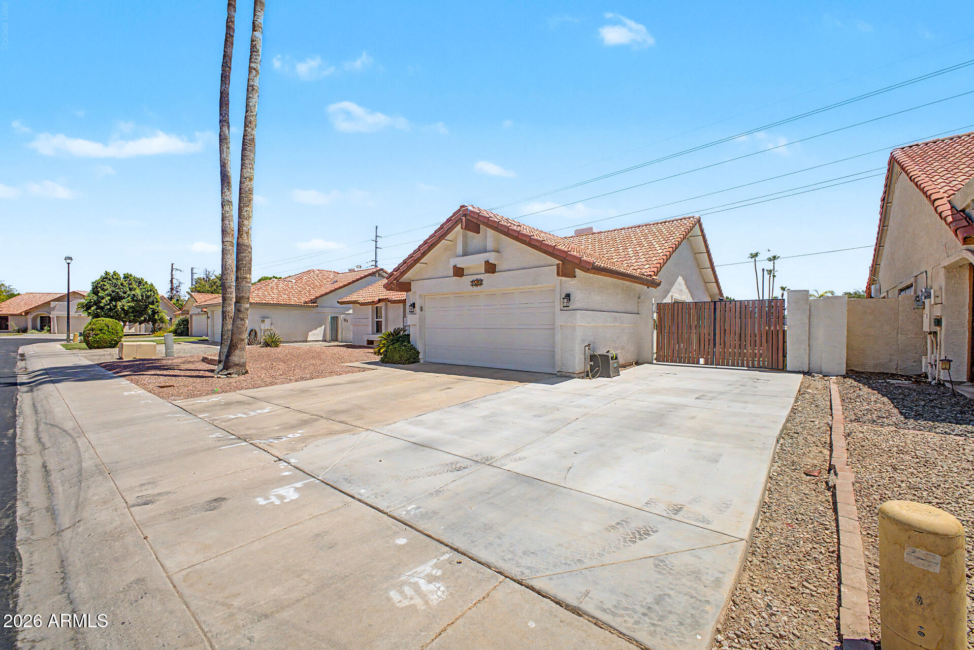 7519 W MCRAE Way