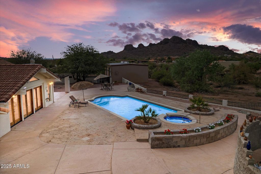 Photo of 10612 E Palm Way, Gold Canyon, AZ 85118 (MLS # 6926263)
