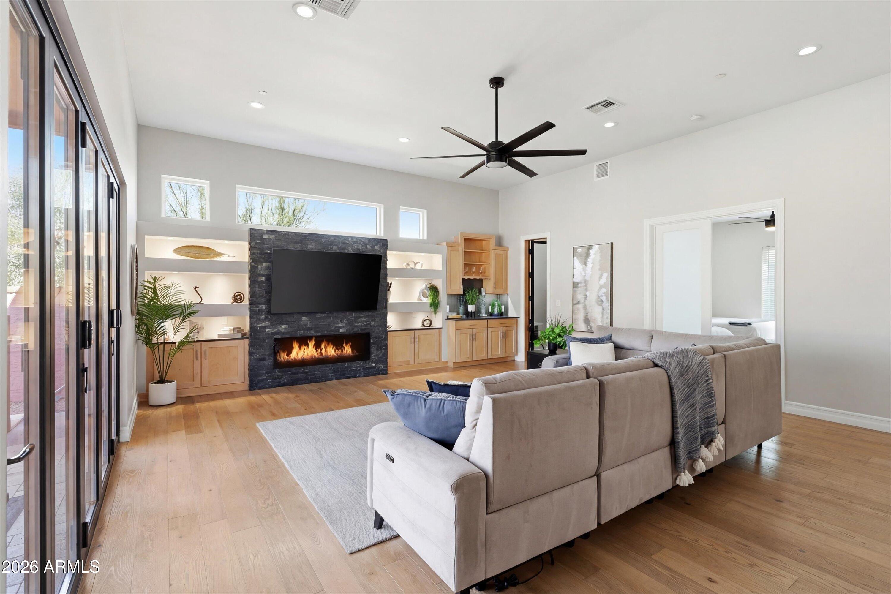 FOUNTAIN HILLS ARIZONA NO. 401B - Residential