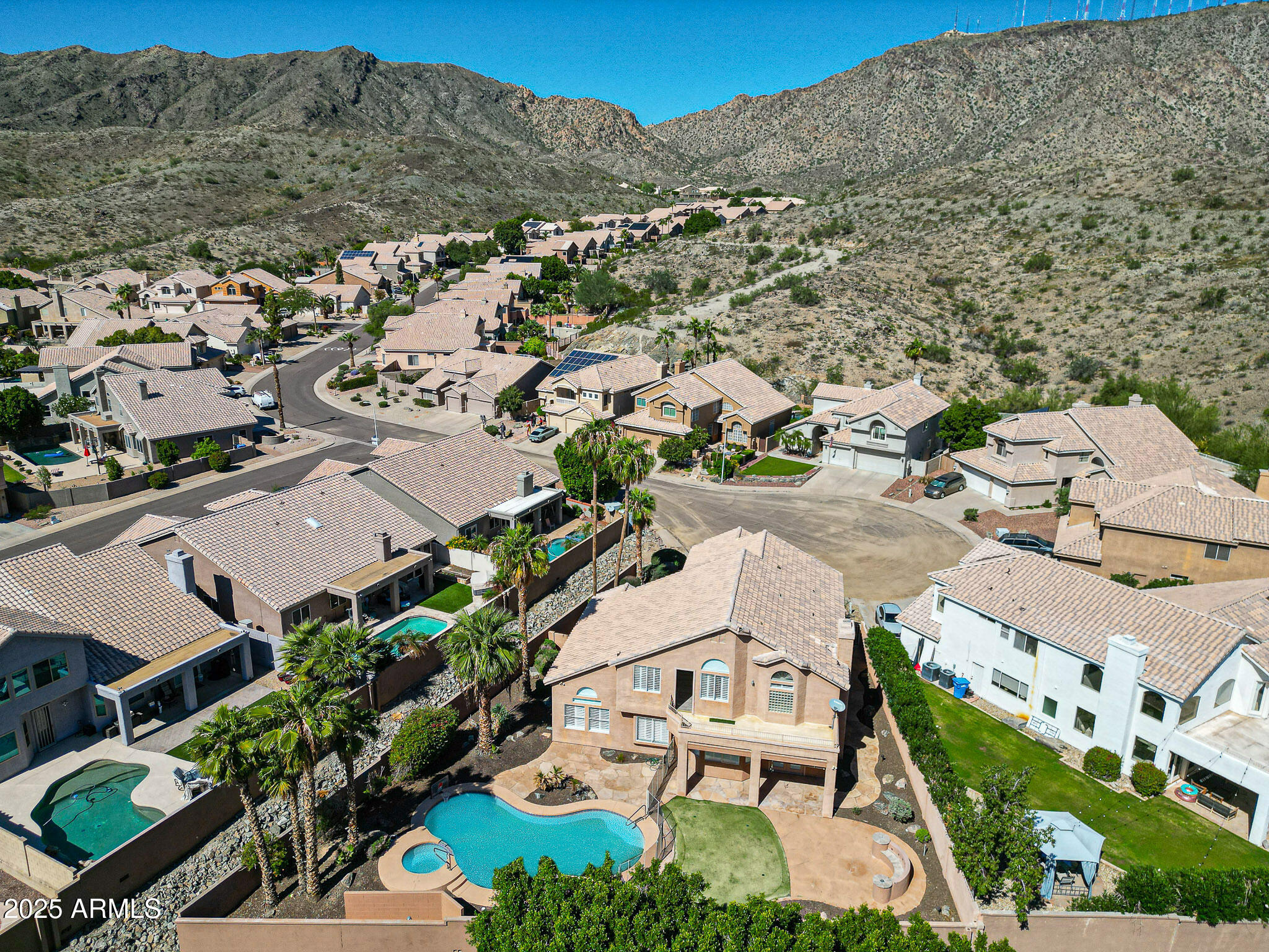 815 E DESERT TRUMPET Road