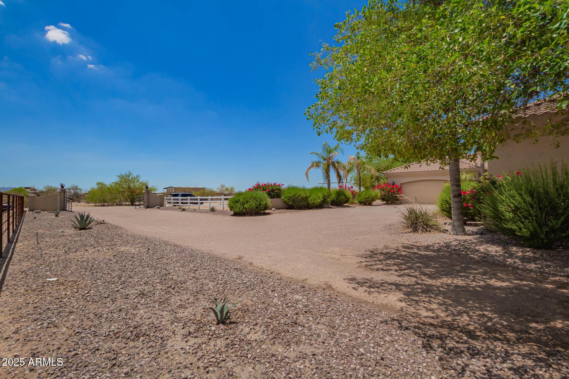 25614 W MELANIE Drive