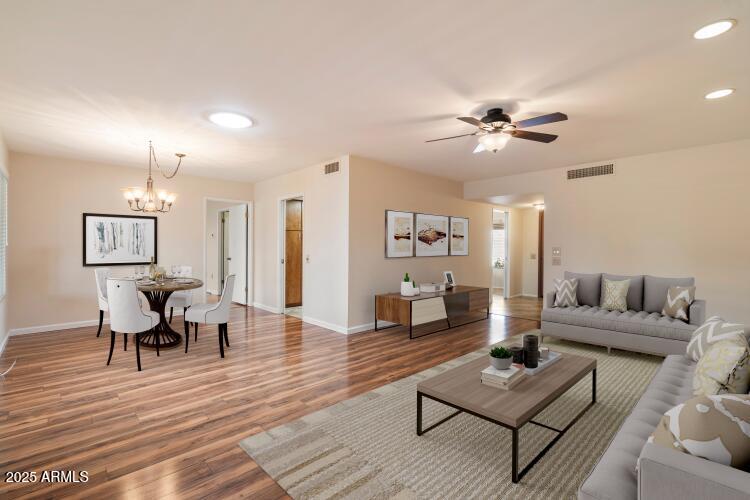 9321 W GLEN OAKS Circle