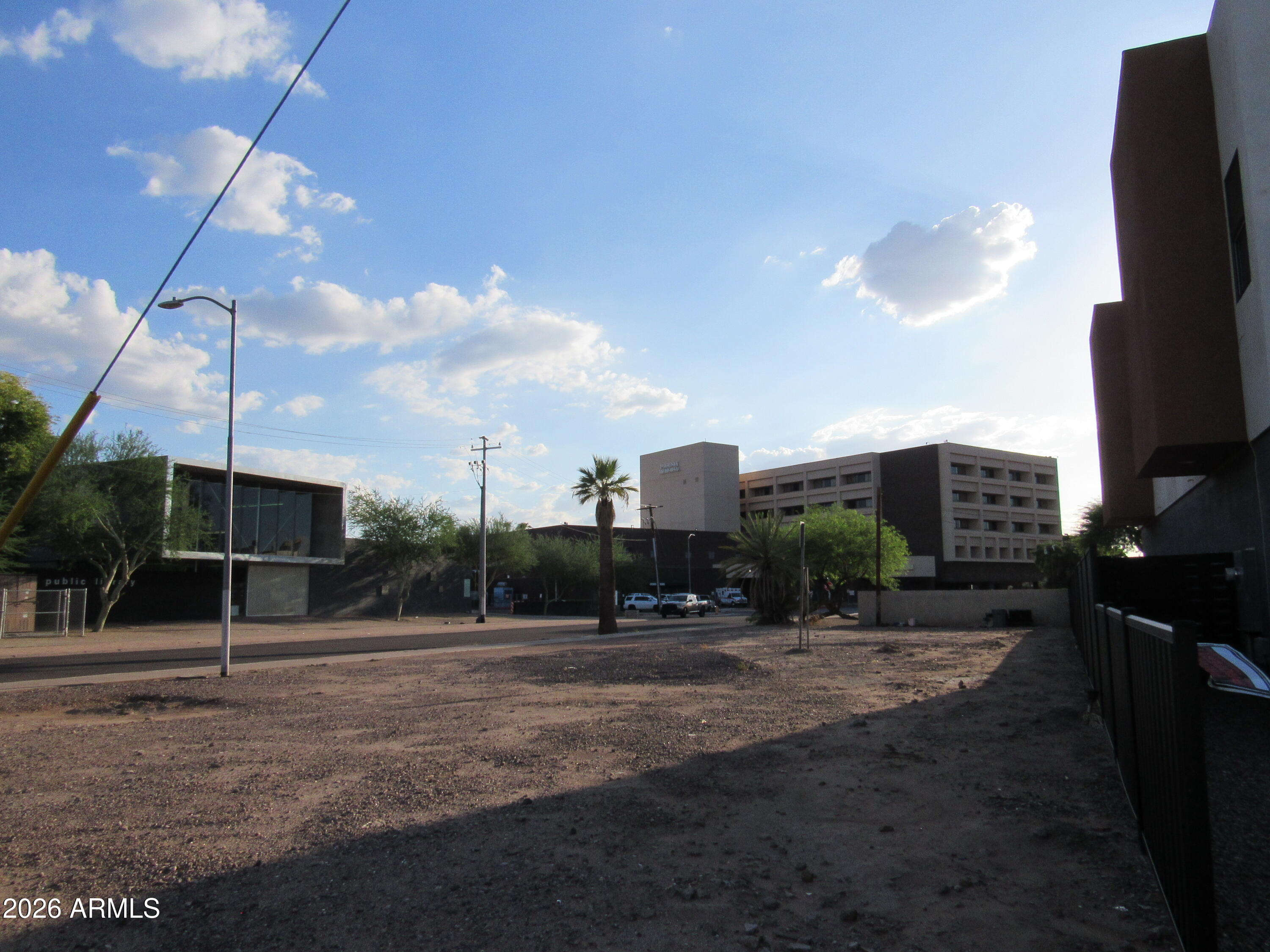 410 W YAVAPAI Street 13