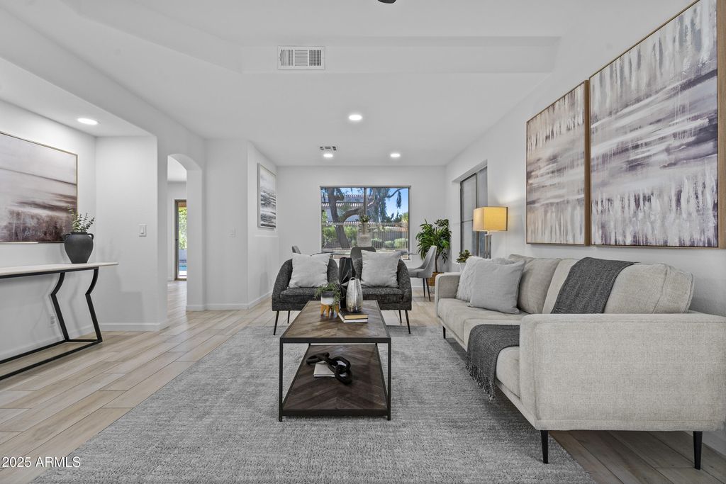 Photo of 5208 W Campo Bello Drive, Glendale, AZ 85308 (MLS # 6921877)