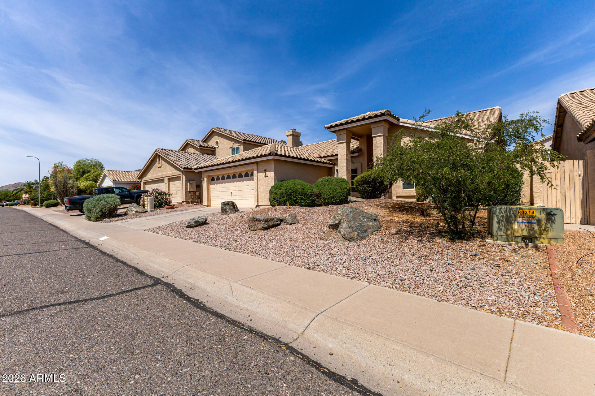 1320 W MOUNTAIN SKY Avenue