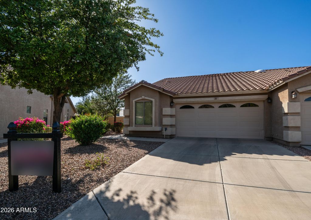 Photo of 16620 S 48th Street #36, Phoenix, AZ 85048 (MLS # 7032417)