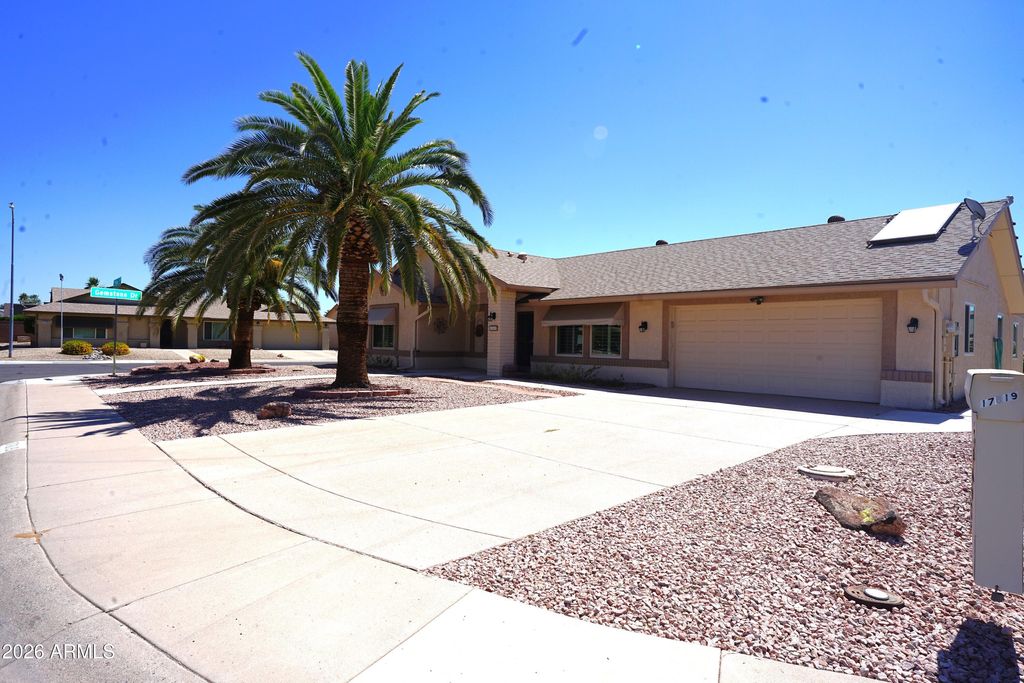 Photo of 17819 N 136th Court, Sun City West, AZ 85375 (MLS # 7028989)