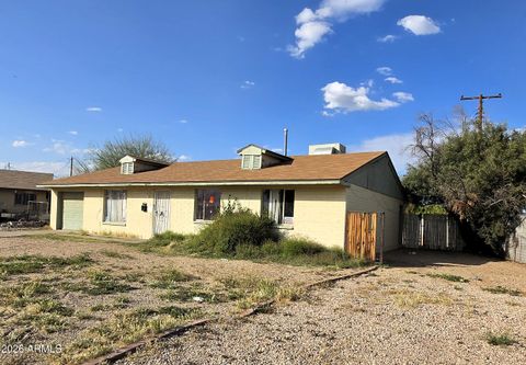 6438 W MONTEBELLO Avenue Glendale AZ 85301