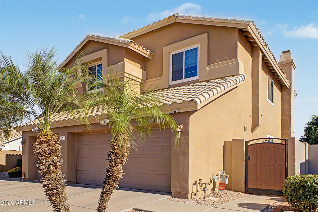 Photo of 5933 W Via Montoya Drive, Glendale, AZ 85310 (MLS # 7025086)