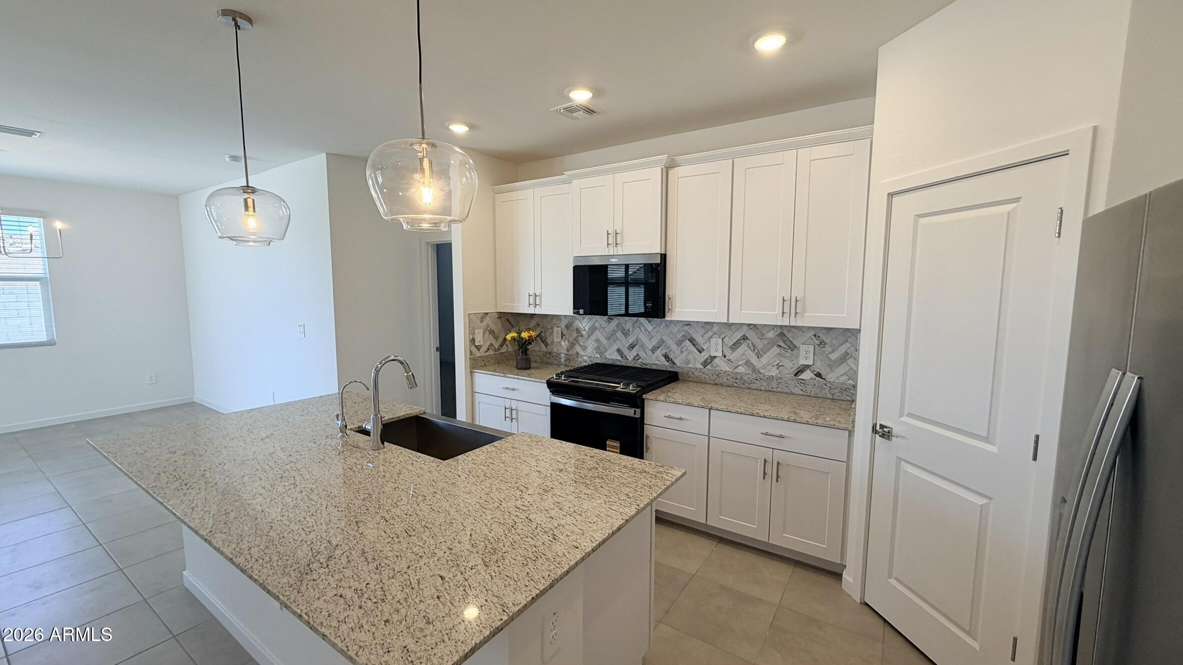 37043 W VERA CRUZ Drive