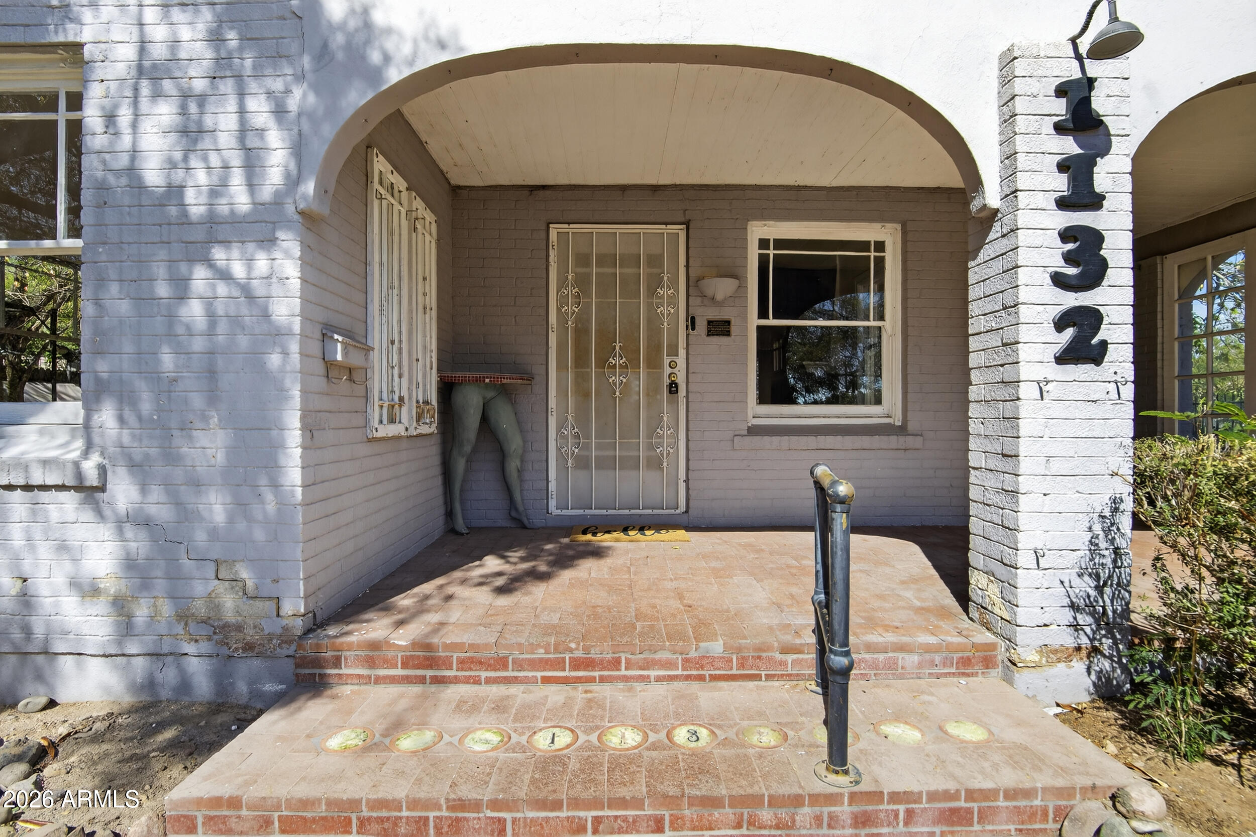 1132 E WELDON Avenue