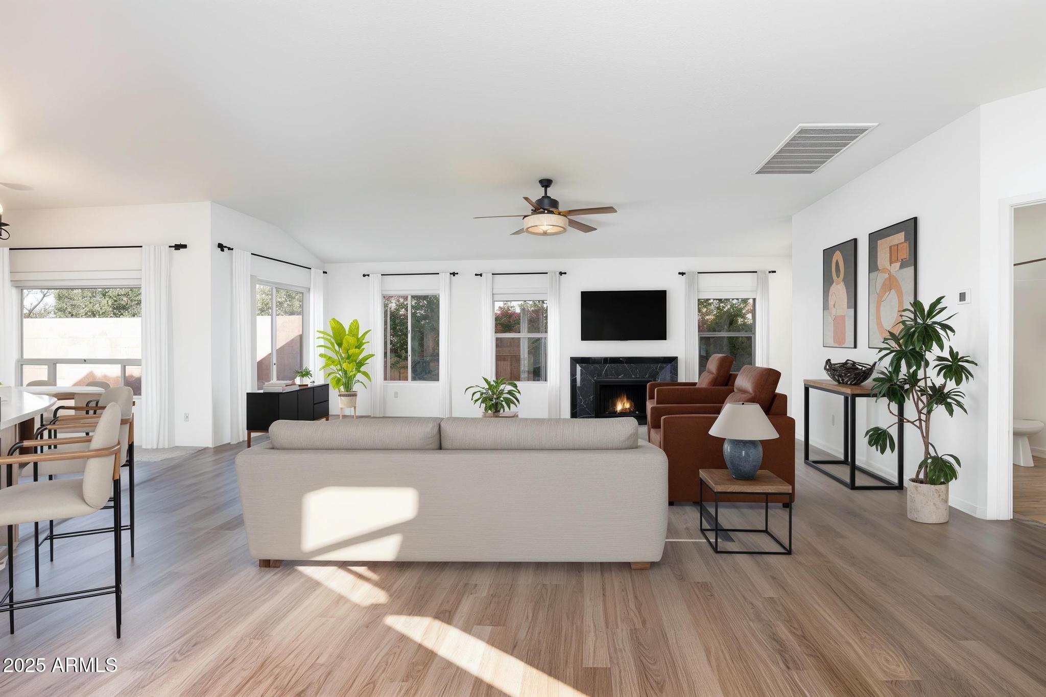 500 S Santa Fe Trail