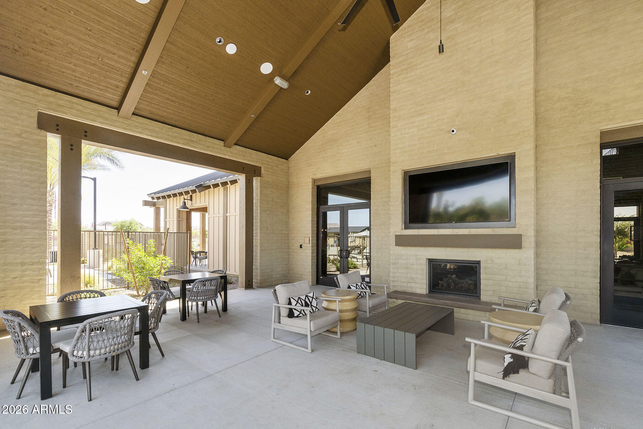 ELLSWORTH RANCH - Residential