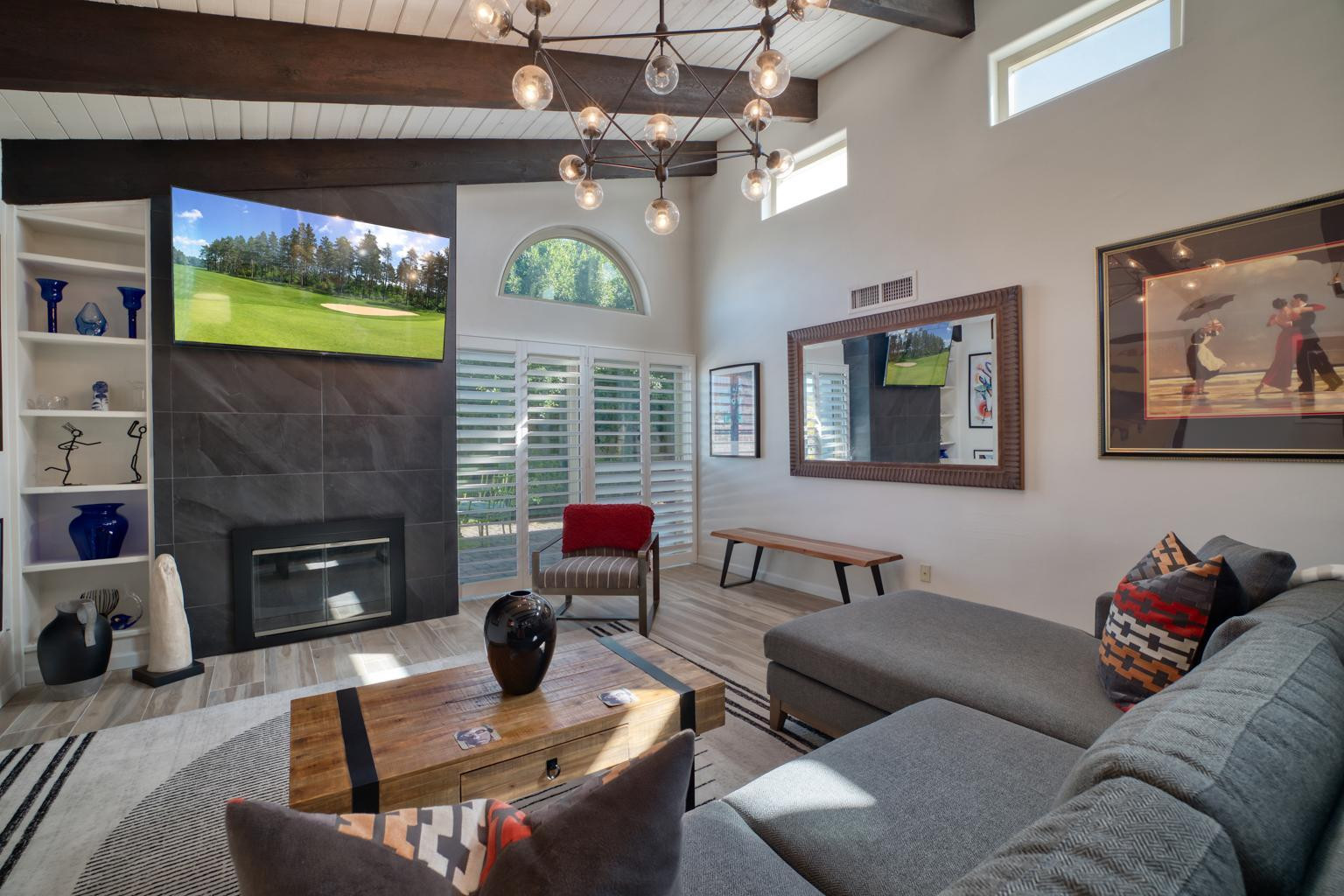 5519 N 71st Place