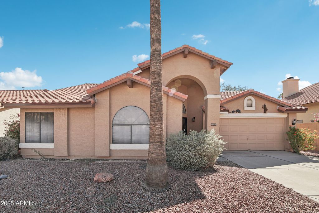 Photo of 10729 W Laurelwood Lane, Avondale, AZ 85392 (MLS # 6930868)