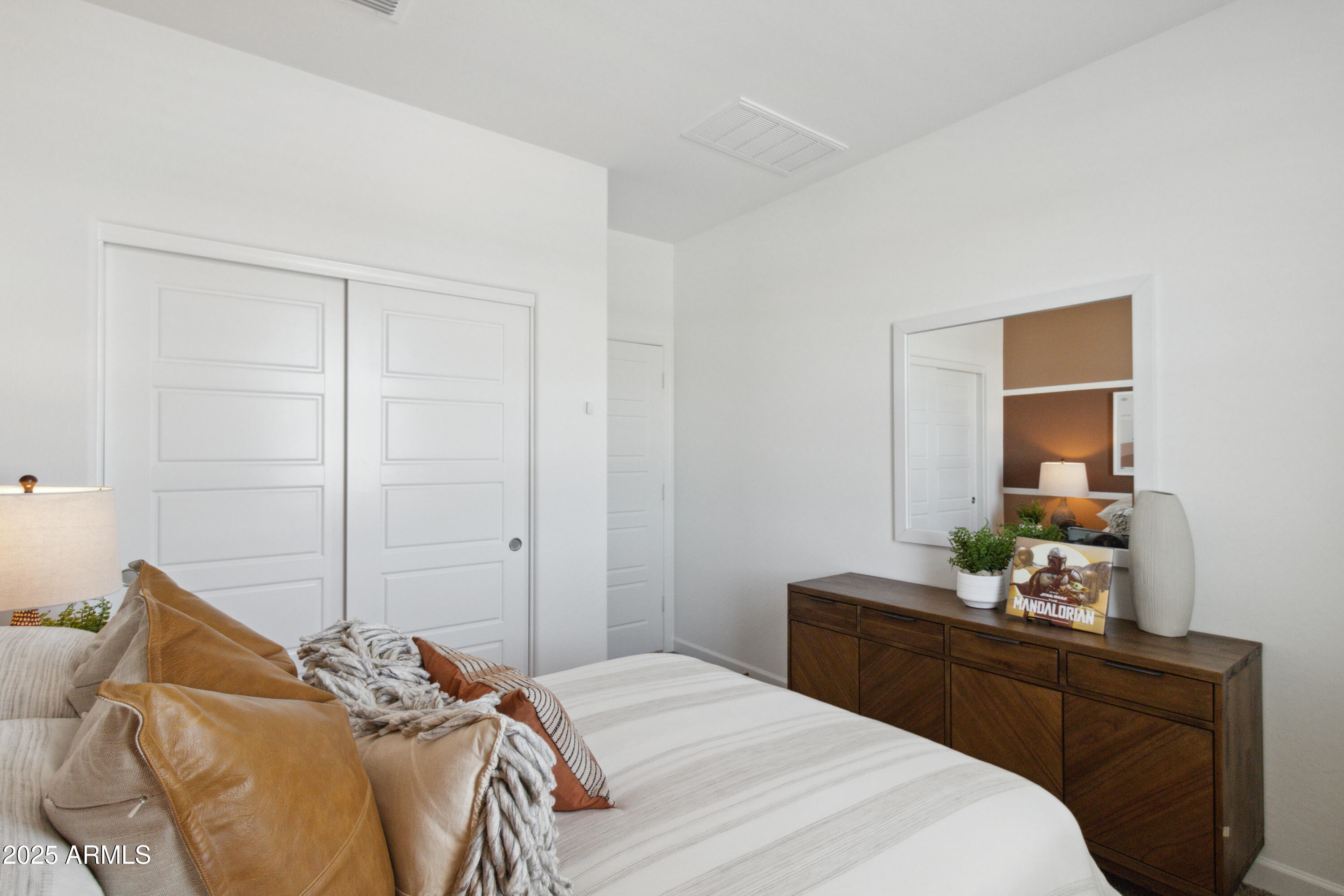 38195 W FRASCATI Avenue