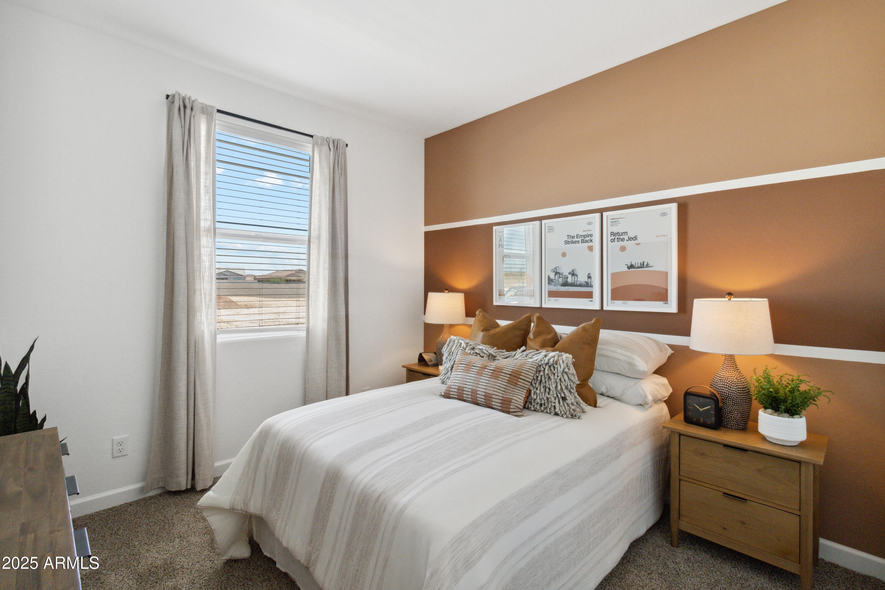 38195 W FRASCATI Avenue