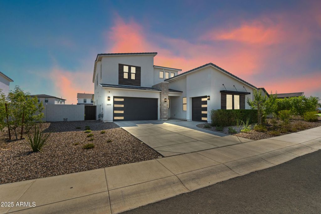 Photo of 35173 N Covelite Way, San Tan Valley, AZ 85144 (MLS # 6977645)