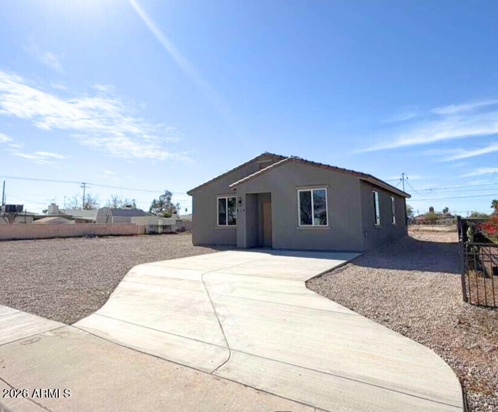 Photo of 215 N Brown Avenue, Casa Grande, AZ 85122 (MLS # 6974073)