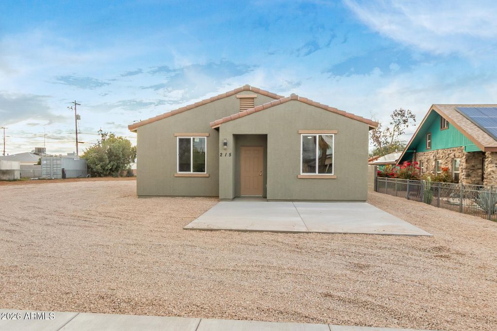 Photo of 215 N Brown Avenue, Casa Grande, AZ 85122 (MLS # 6974073)