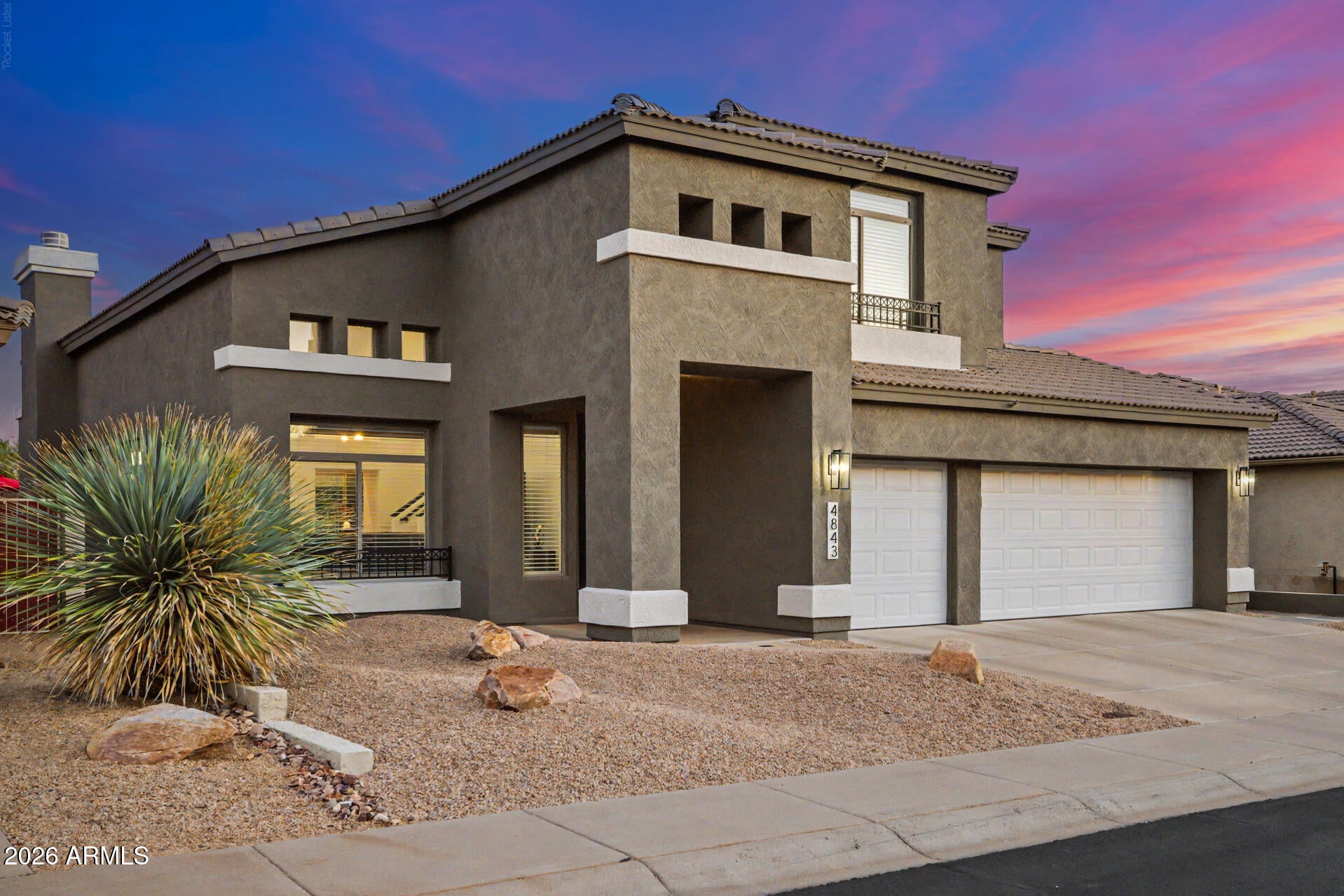 4843 E MORNING VISTA Lane