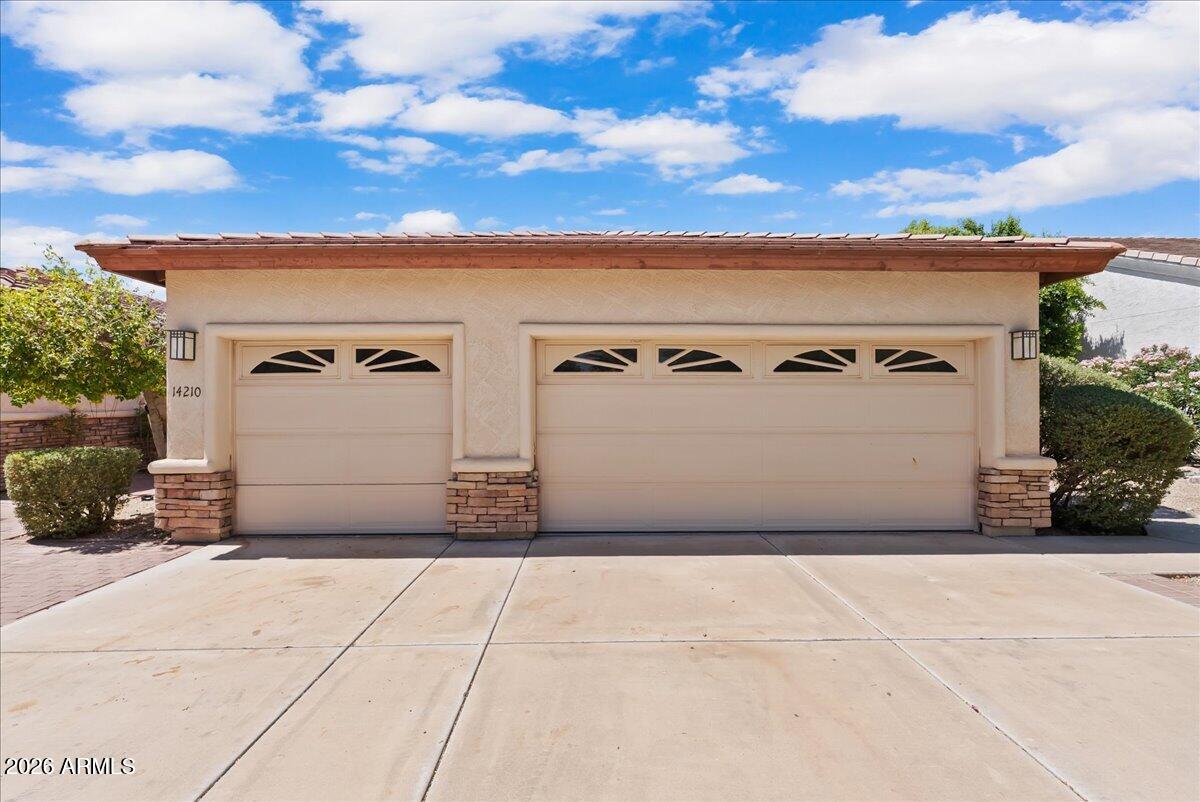 14210 W GREENTREE Drive S