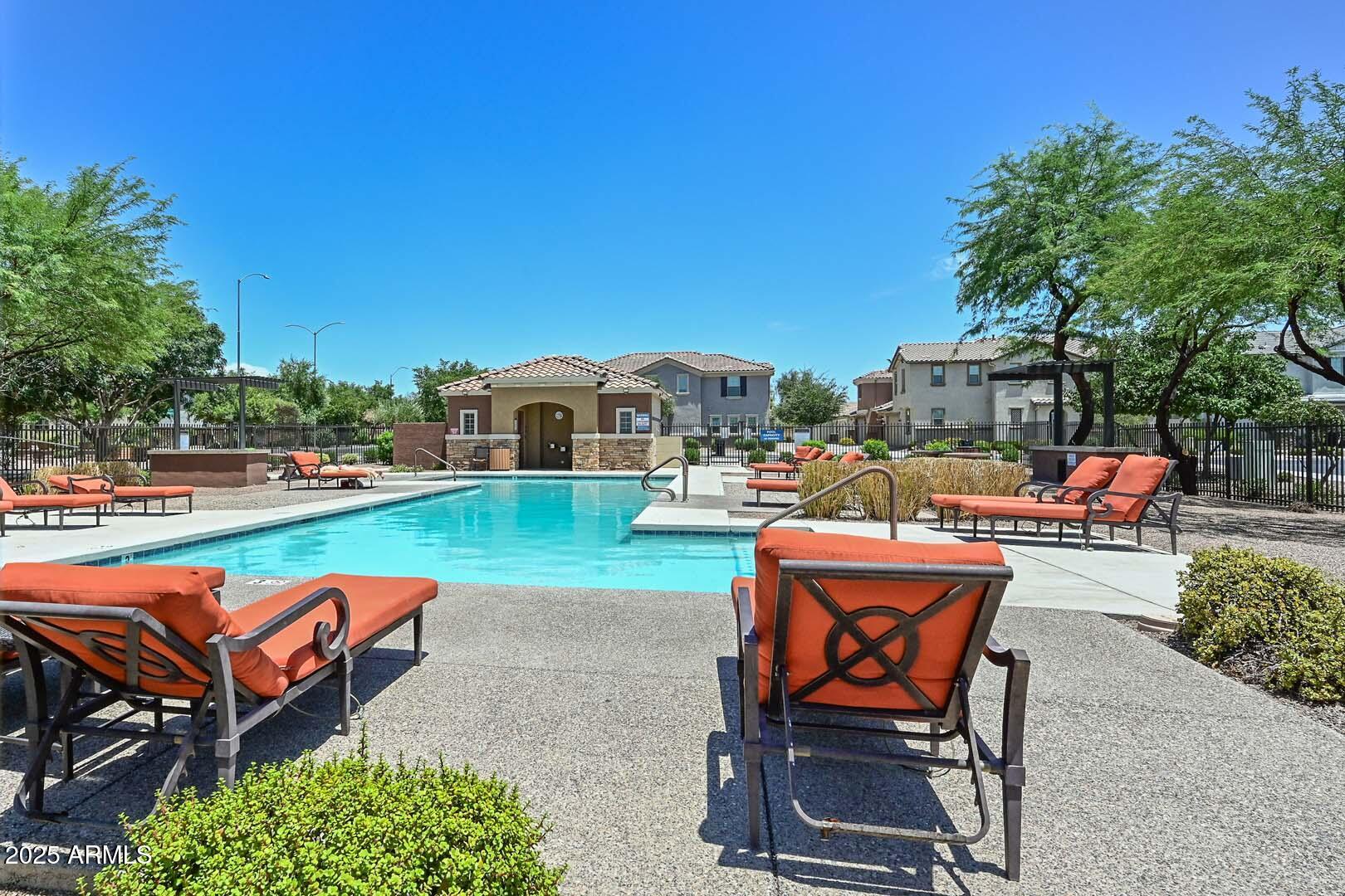 1523 N BANNING --