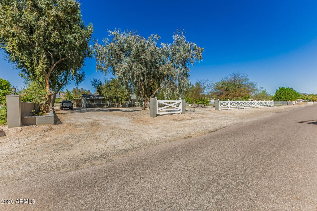 Photo of 7040 N 177th Avenue, Waddell, AZ 85355 (MLS # 6998604)