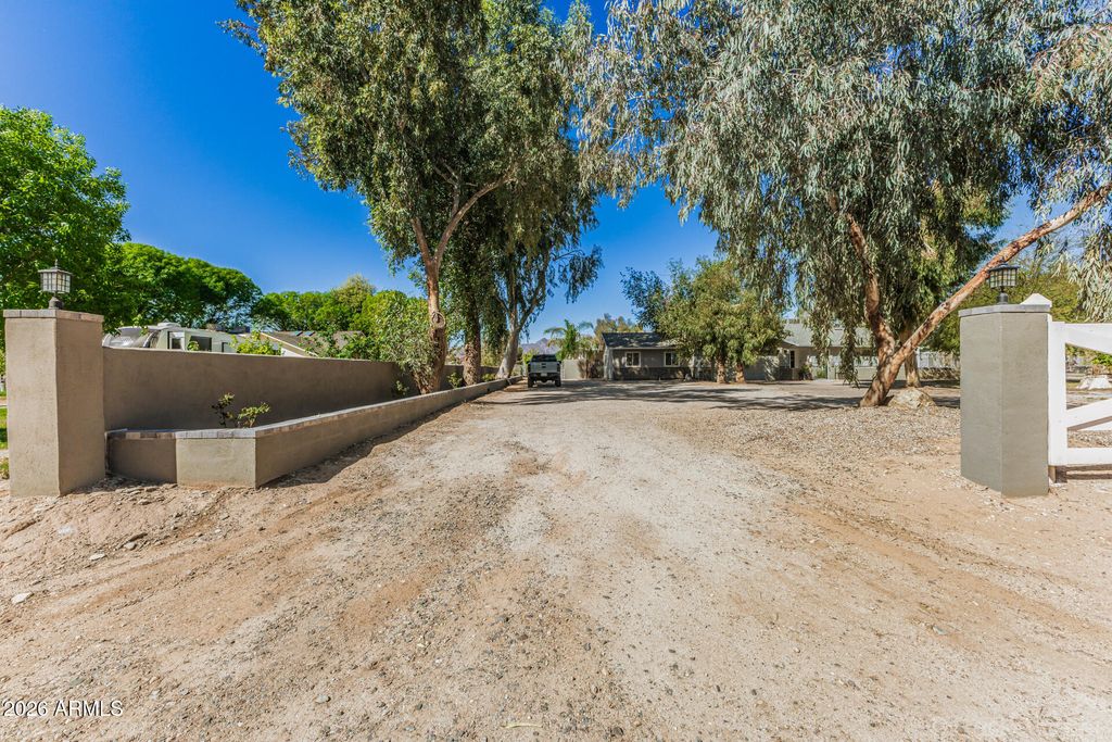 Photo of 7040 N 177th Avenue, Waddell, AZ 85355 (MLS # 6998604)