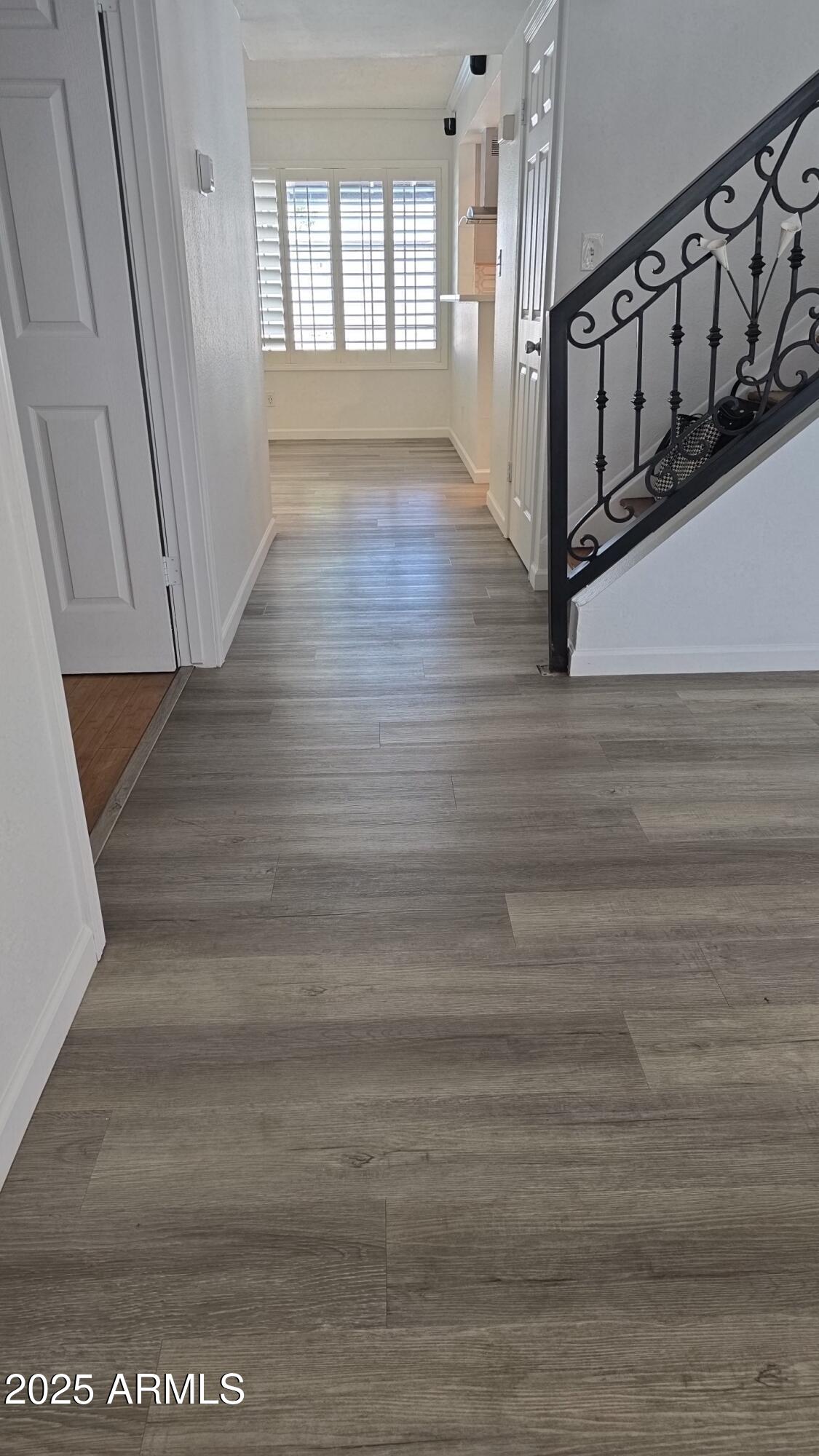 2344 W MARCONI Avenue