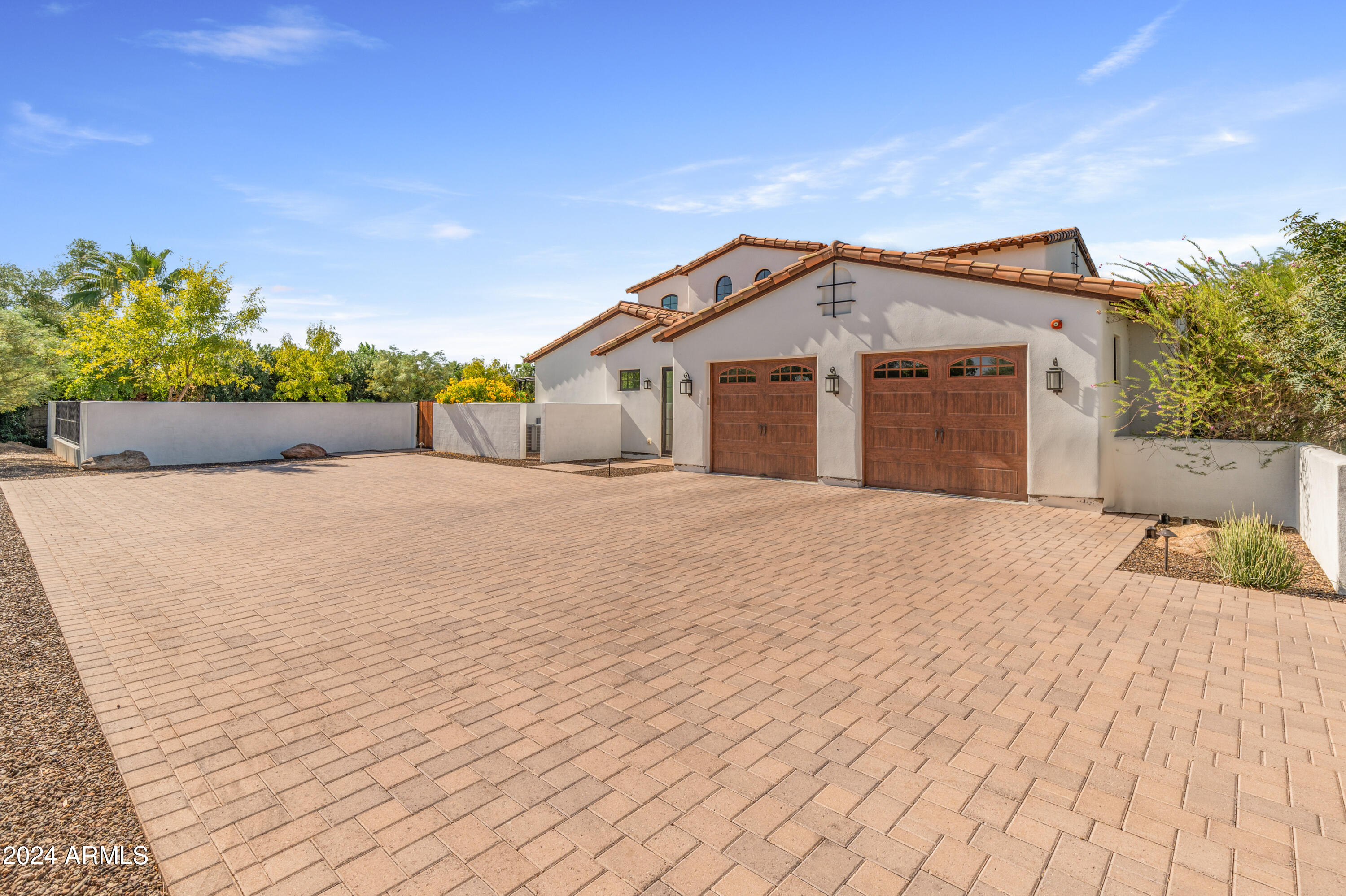 Paradise Valley, Arizona 85253, United States, 4 Bedrooms Bedrooms, ,6 BathroomsBathrooms,Residential,Active,32363