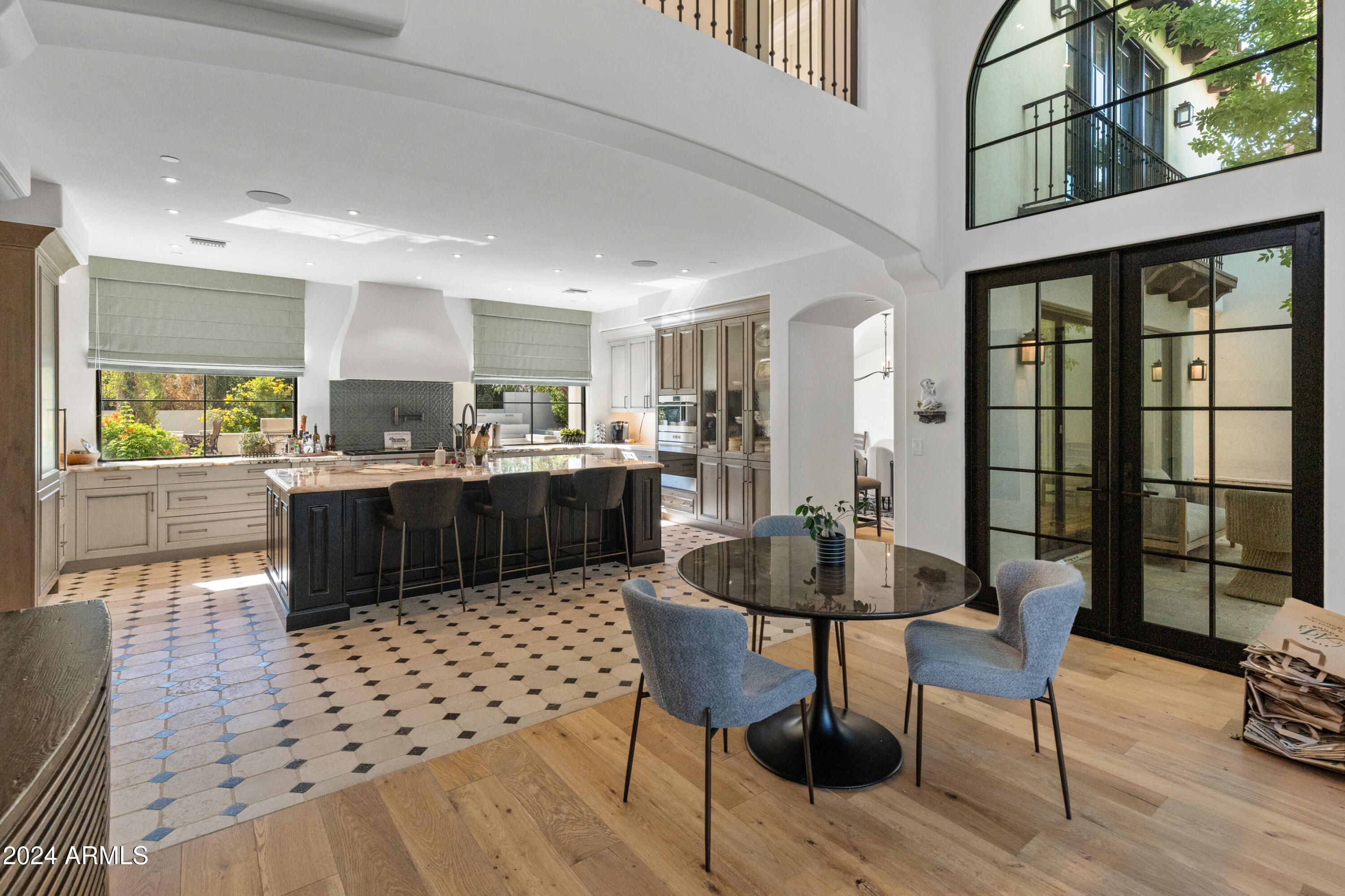 Paradise Valley, Arizona 85253, United States, 4 Bedrooms Bedrooms, ,6 BathroomsBathrooms,Residential,Active,32363