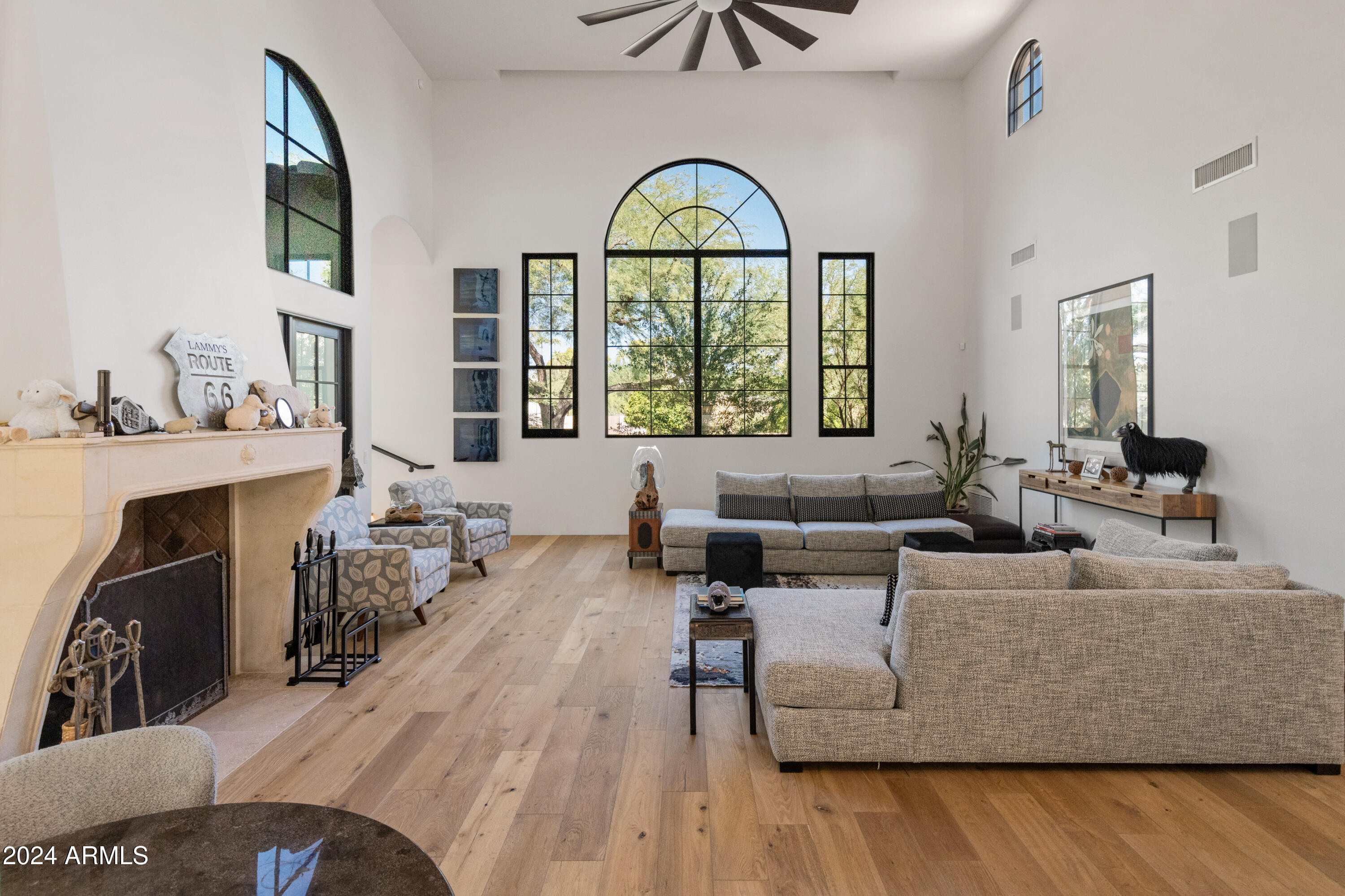 Paradise Valley, Arizona 85253, United States, 4 Bedrooms Bedrooms, ,6 BathroomsBathrooms,Residential,Active,32363