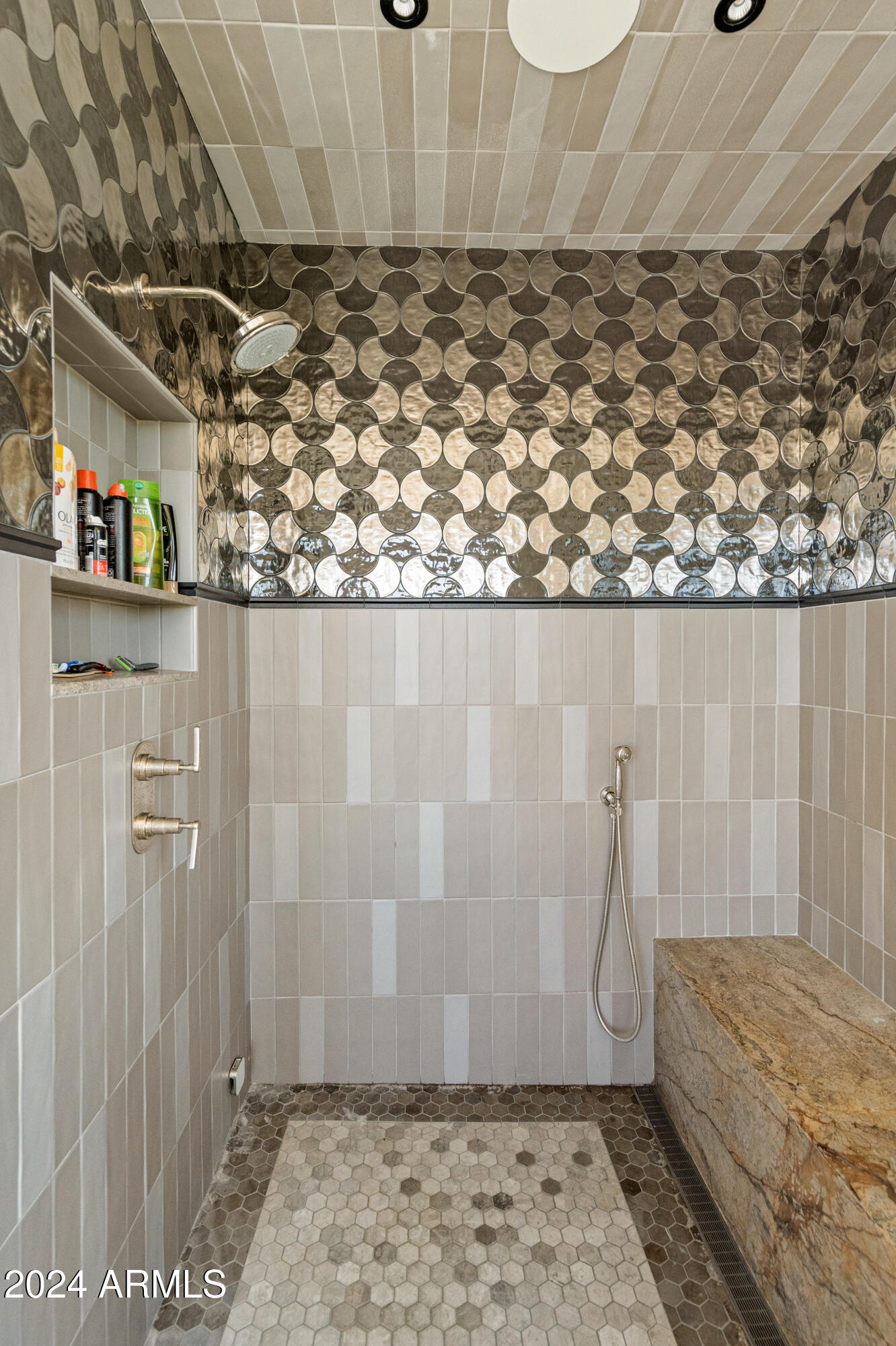 Paradise Valley, Arizona 85253, United States, 4 Bedrooms Bedrooms, ,6 BathroomsBathrooms,Residential,Active,32363