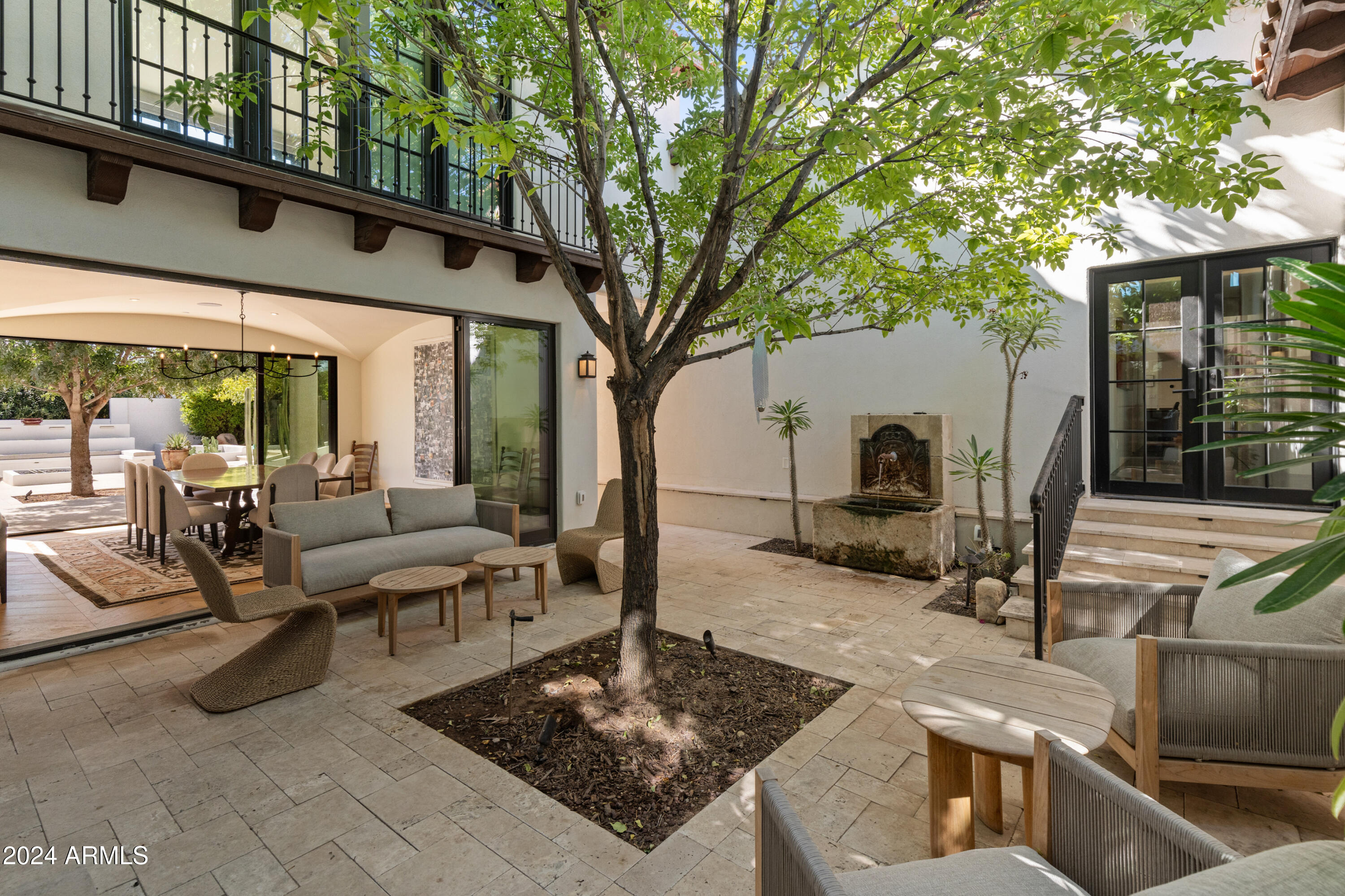 Paradise Valley, Arizona 85253, United States, 4 Bedrooms Bedrooms, ,6 BathroomsBathrooms,Residential,Active,32363